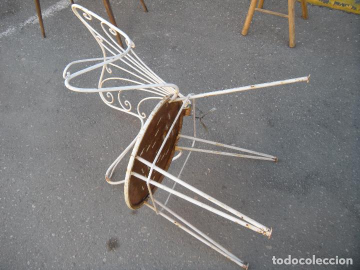 Antig&uuml;edades: SILLA DE HIERRO DE FORJA - Foto 5