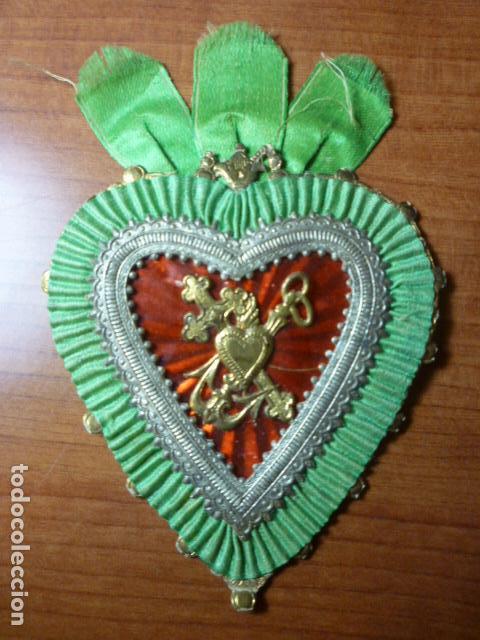 Antig&uuml;edades: ANTIGUO ESCAPULARIO SAGRADO CORAZ&Oacute;N. - Foto 1