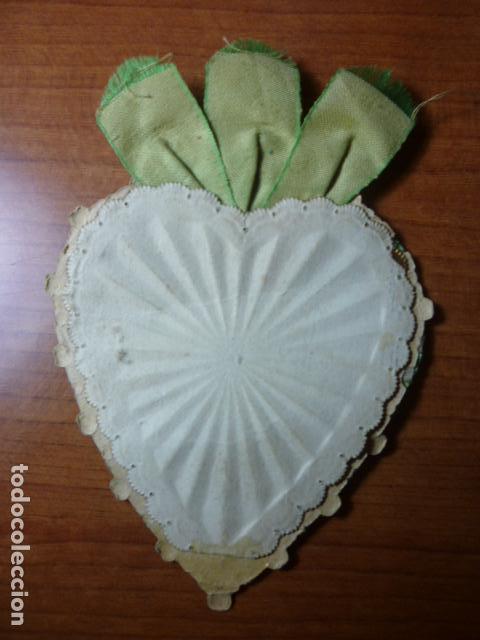 Antig&uuml;edades: ANTIGUO ESCAPULARIO SAGRADO CORAZ&Oacute;N. - Foto 2