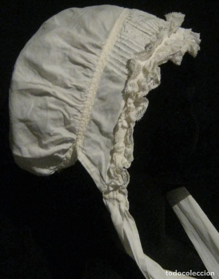 Antig&uuml;edades: ANTIGUO GORRO DE SEDA CON ENCAJE PPIO.S.XX - Foto 4