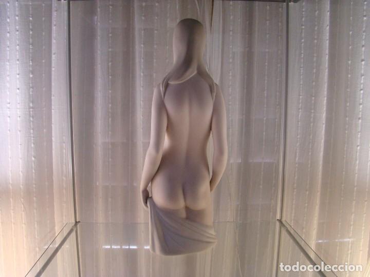Antig&uuml;edades: Figura mujer de LLADRO - Foto 3