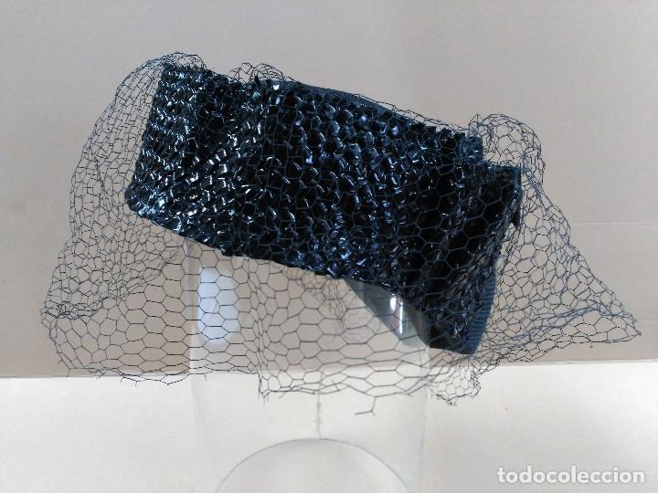 Antig&uuml;edades: Sombrero negro en rafia - Foto 3