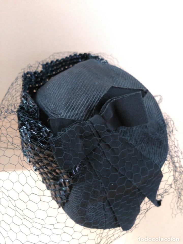 Antig&uuml;edades: Sombrero negro en rafia - Foto 12