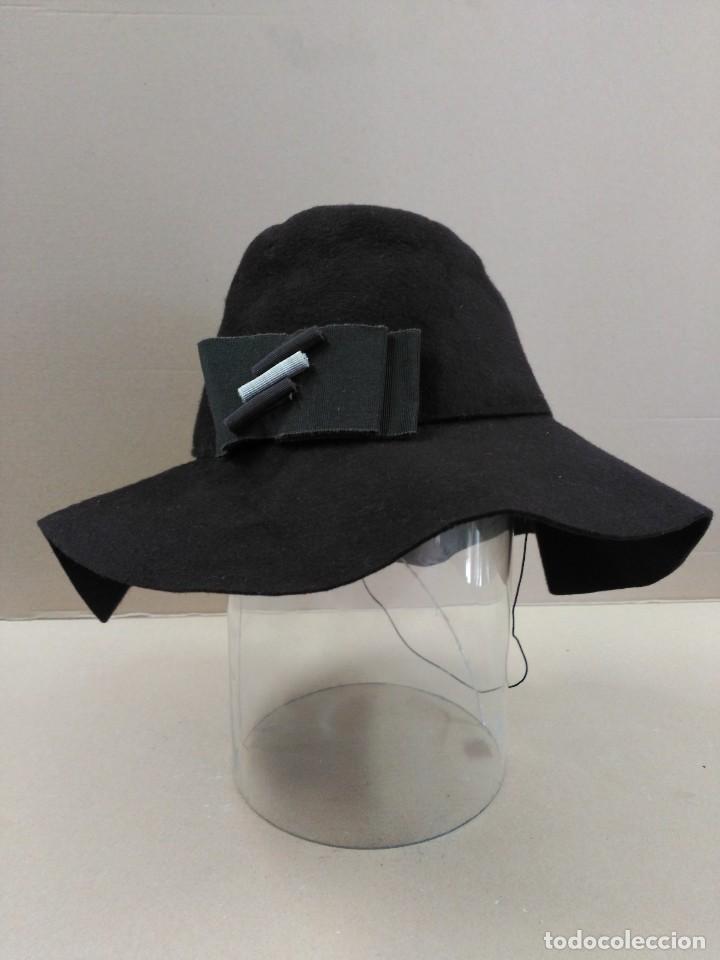 Antig&uuml;edades: Sombrero de fieltro marron, con ala - Foto 3