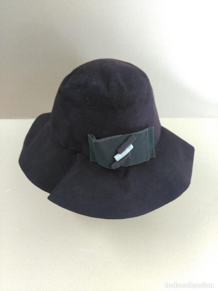 Antig&uuml;edades: Sombrero de fieltro marron, con ala - Foto 6