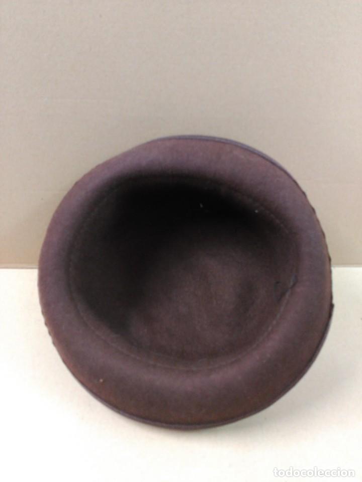 Antig&uuml;edades: Sombrero de fieltro marron - Foto 8