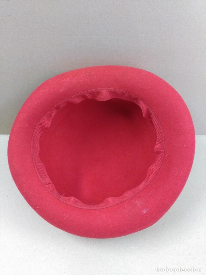 Antig&uuml;edades: Sombrero de fieltro rojo - Foto 6