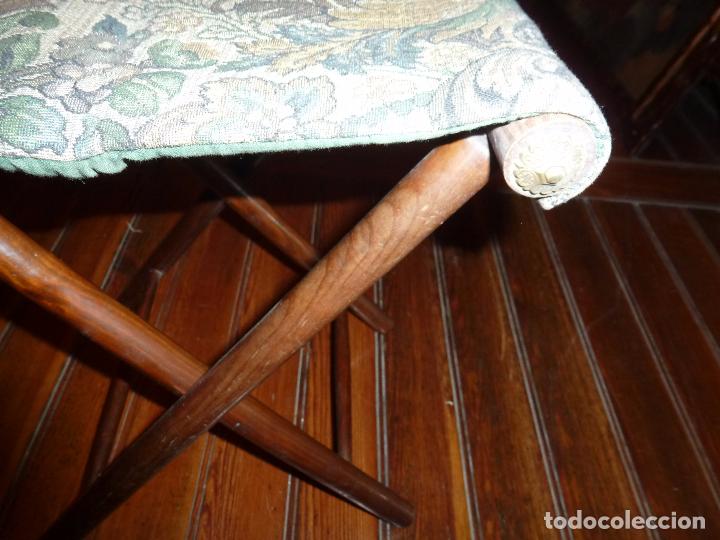 Antig&uuml;edades: SILLA PLEGABLE PARA IR A MISA - Foto 5