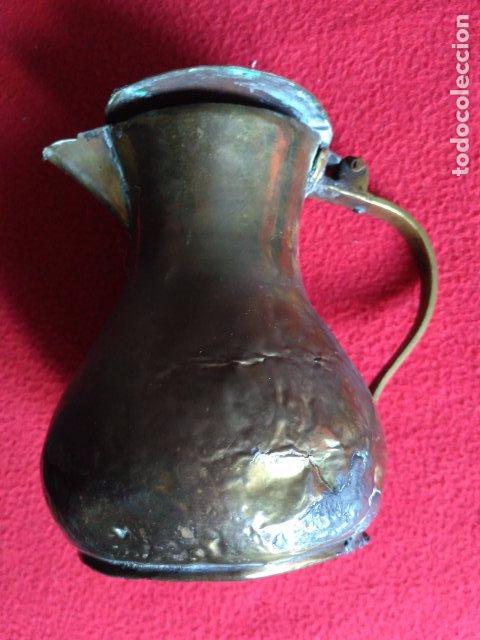 Antig&uuml;edades: ANTIGUA JARRA DE LATON - Foto 2