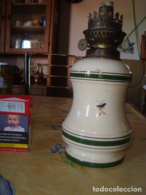 Antig&uuml;edades: Quinque de porcelana - Foto 2