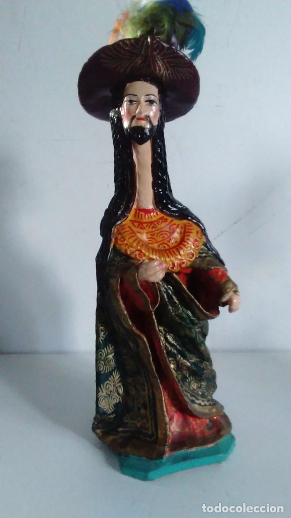 Antig&uuml;edades: Santo cuzque&ntilde;o de cuello largo - Foto 8