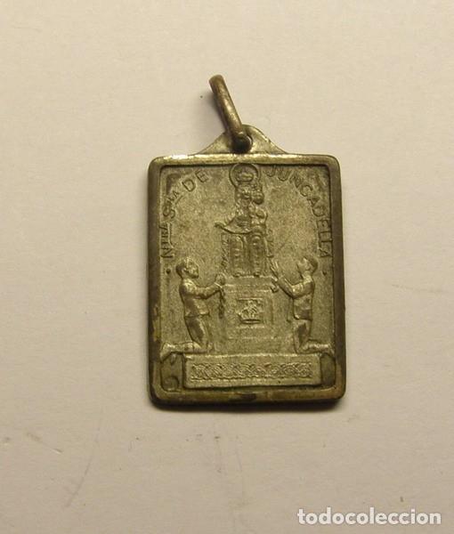 Antig&uuml;edades: Medalla de N&ordf;  S&ordf; de Juncadella. - Foto 1