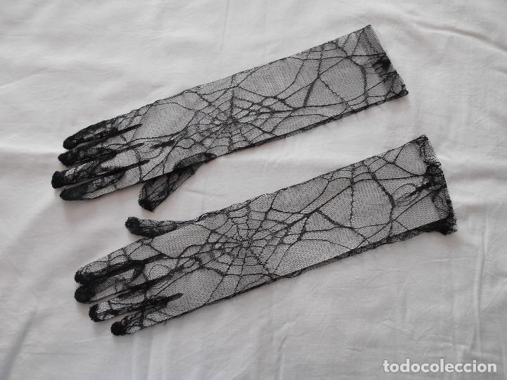 Antig&uuml;edades: BONITOS GUANTES DE FIESTA - Foto 1