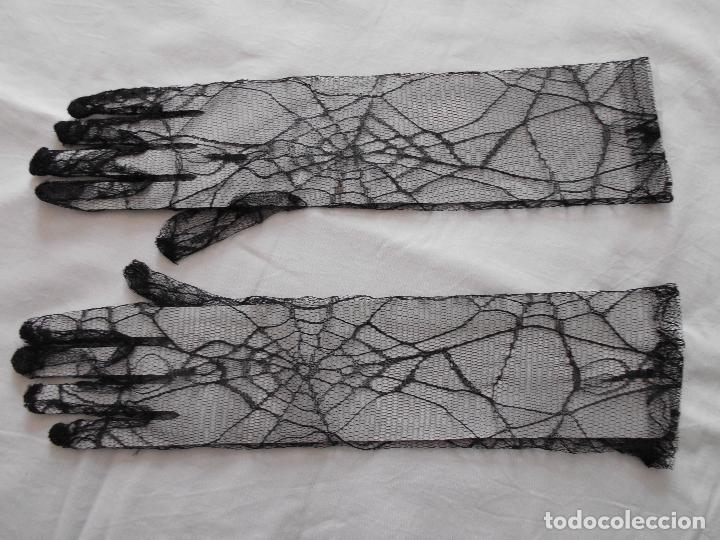 Antig&uuml;edades: BONITOS GUANTES DE FIESTA - Foto 2