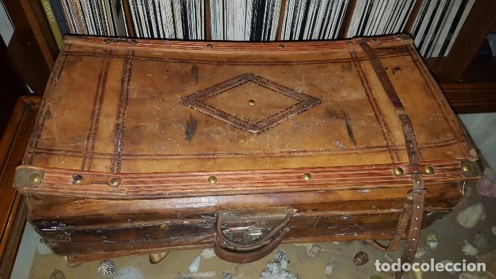 Antig&uuml;edades: Maleta de viajante de comercio. En cuero. - Foto 4