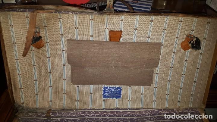 Antig&uuml;edades: Maleta de viajante de comercio. En cuero. - Foto 7