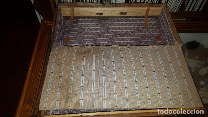 Antig&uuml;edades: Maleta de viajante de comercio. En cuero. - Foto 9
