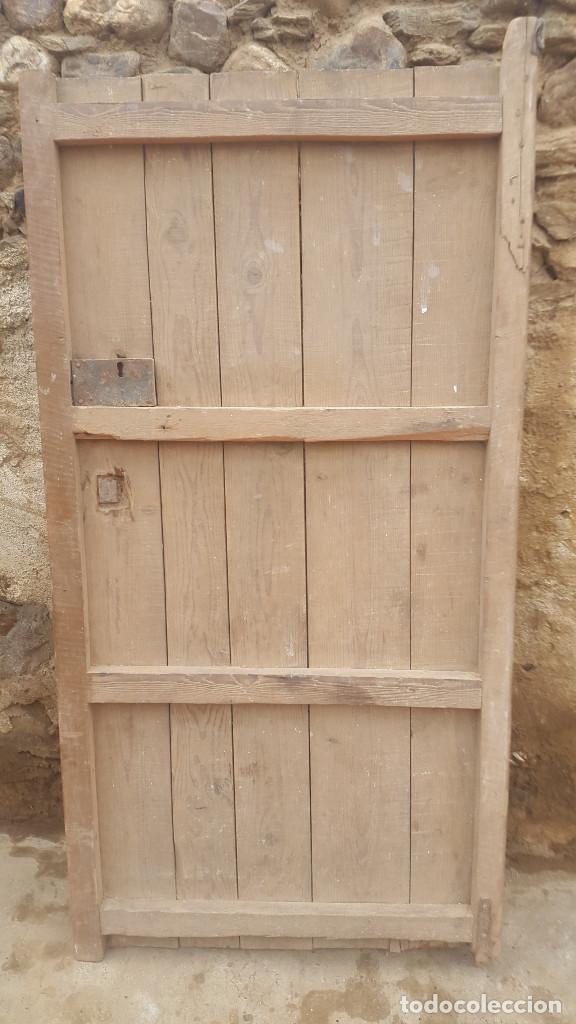 Antig&uuml;edades: PUERTA ANTIGUA DE CLAVOS - Foto 2
