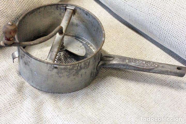 Antig&uuml;edades: Antiguo pasapur&eacute; marca elma - Foto 1