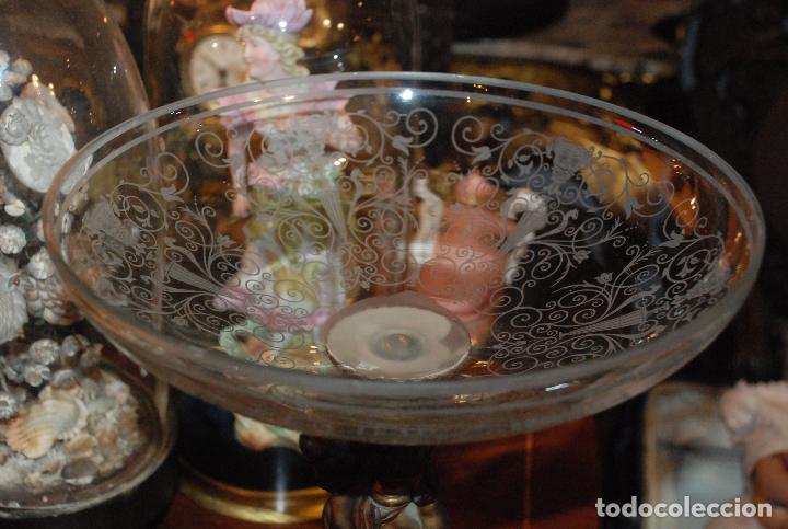 Antig&uuml;edades: ESPECTACULAR CENTRO DE MESA CON FIGURA DE BRONCE Y CRISTAL - Foto 13