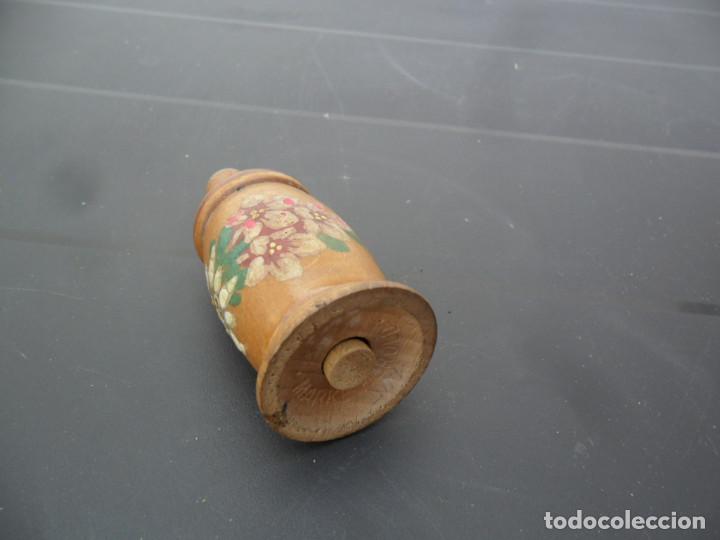 Antig&uuml;edades: SALERO DE MADERA DECORADO - ANTIGUO - Foto 4