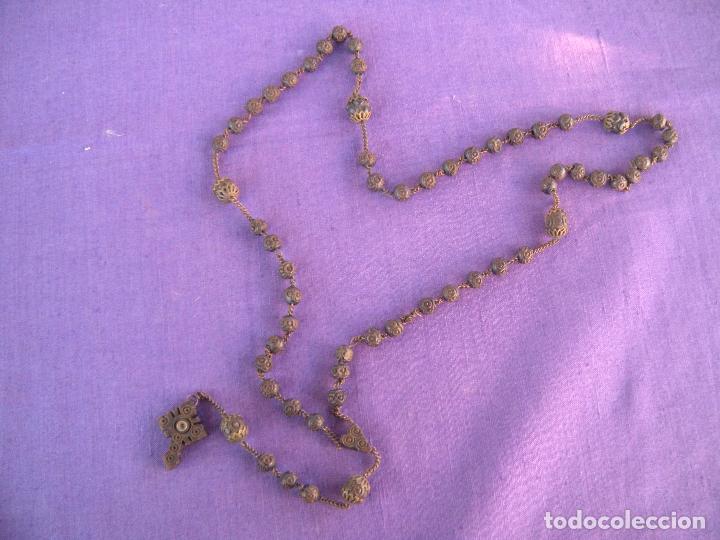 Antig&uuml;edades: ROSARIO DE MADERA TALLADA Y CRUZ CON VISOR - Foto 1