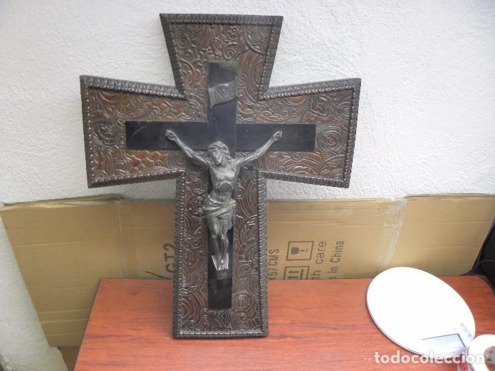 Antig&uuml;edades: ANTIGUO CRUCIFIJO - Foto 1