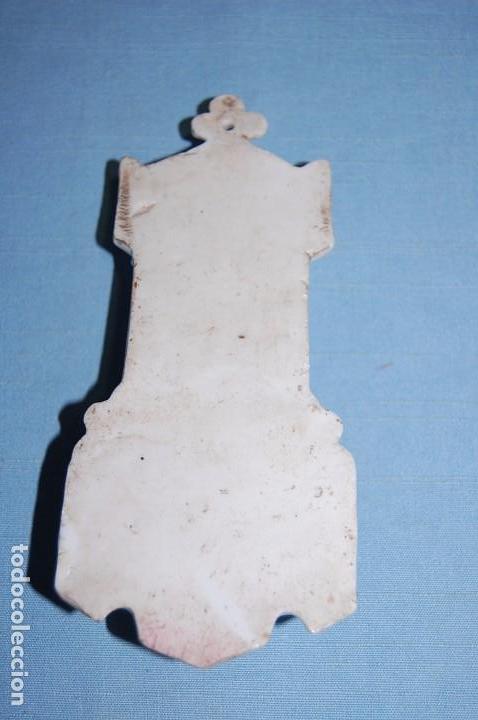 Antig&uuml;edades: BENDITERA EN PORCELANA DE 17 CM - Foto 4