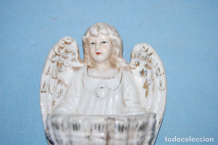 Antig&uuml;edades: BENDITERA EN PORCELANA DE 16CM - Foto 2