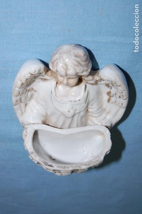 Antig&uuml;edades: BENDITERA EN PORCELANA DE 16CM - Foto 4