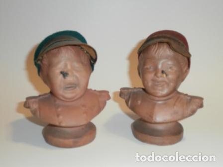 PAREJA DE NIÑOS EN TERRACOTA (Antigüedades - Hogar y Decoración - Figuras Antiguas)