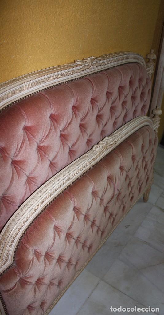 Antig&uuml;edades: Cama y 2 sillas Luis XV. Ref. 5986 - Foto 10