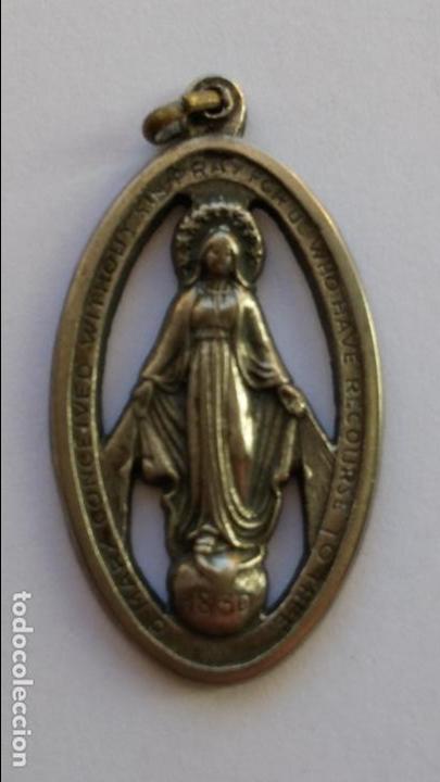 Antig&uuml;edades: Medalla de virgen inmaculada de 3,7 x 2 cms - Foto 1