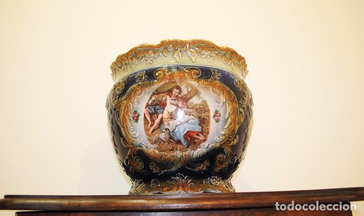 Antig&uuml;edades: MACETERO PORCELANA - Foto 2