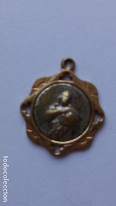 Antig&uuml;edades: Medalla antigua de virgen de 2 x 1,6 cms - Foto 1