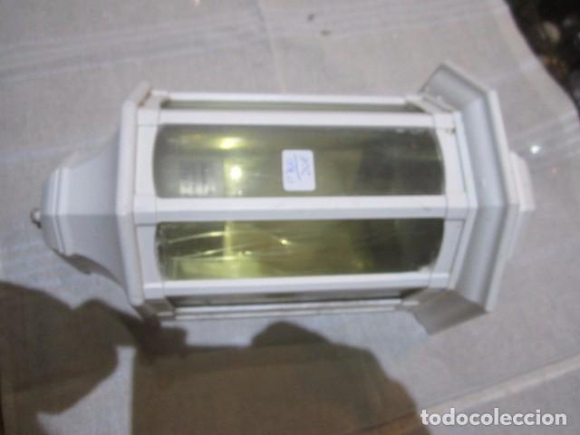 Antig&uuml;edades: Farol de pared met&aacute;lico. 33 x 17 cms. - Foto 2