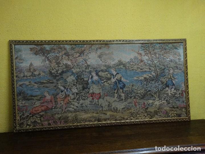 Antig&uuml;edades: Tapiz enmarcado. Ref. 5988 - Foto 3