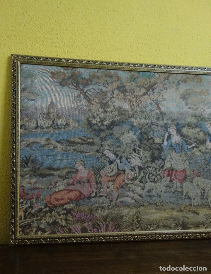 Antig&uuml;edades: Tapiz enmarcado. Ref. 5988 - Foto 5