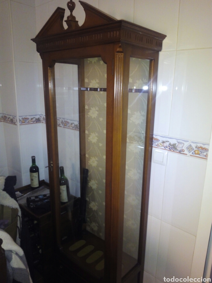 Antig&uuml;edades: Armero madera - Foto 1