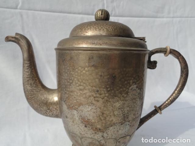 Antig&uuml;edades: BONITA TETERA CAFETERA DE ALPACA. - Foto 3