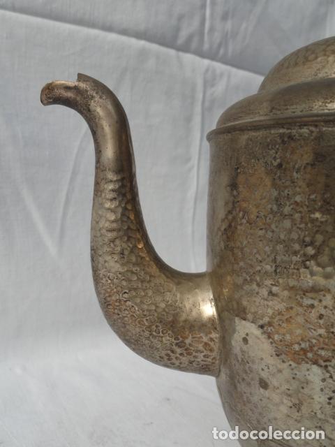 Antig&uuml;edades: BONITA TETERA CAFETERA DE ALPACA. - Foto 4