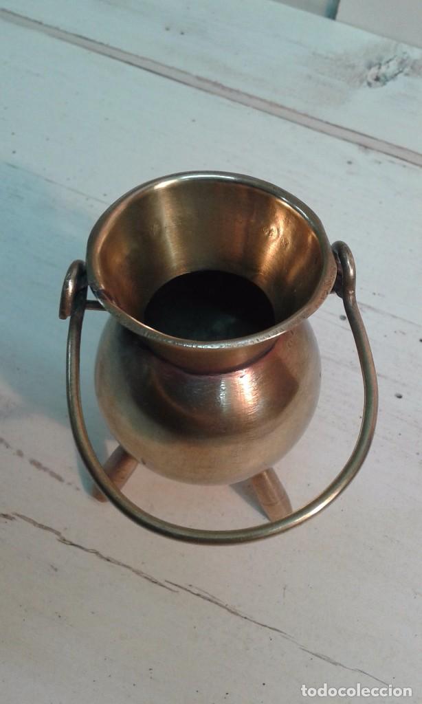 Antig&uuml;edades: PEQUE&Ntilde;A OLLA DE BRONCE - Foto 2