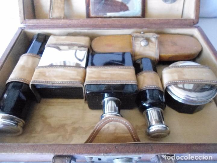 Antig&uuml;edades: ANTIGUO MALETIN NECESER - Foto 2