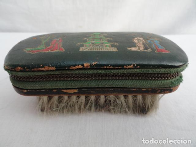 Antig&uuml;edades: SET ESTUCHE MANICURA DE VIAJE. - Foto 2