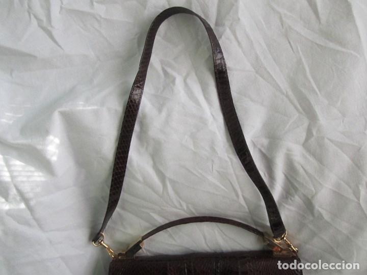 Antig&uuml;edades: Bolso de piel de serpiente - Foto 8