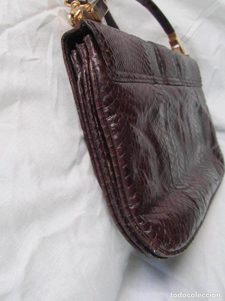 Antig&uuml;edades: Bolso de piel de serpiente - Foto 12