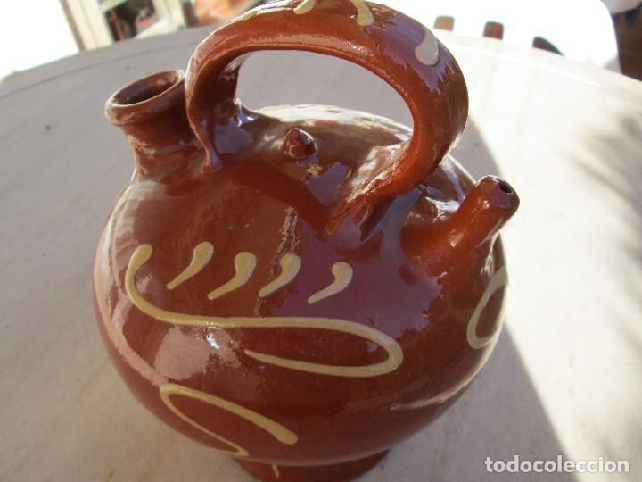 Antig&uuml;edades: botijo de barro decorado - Foto 1