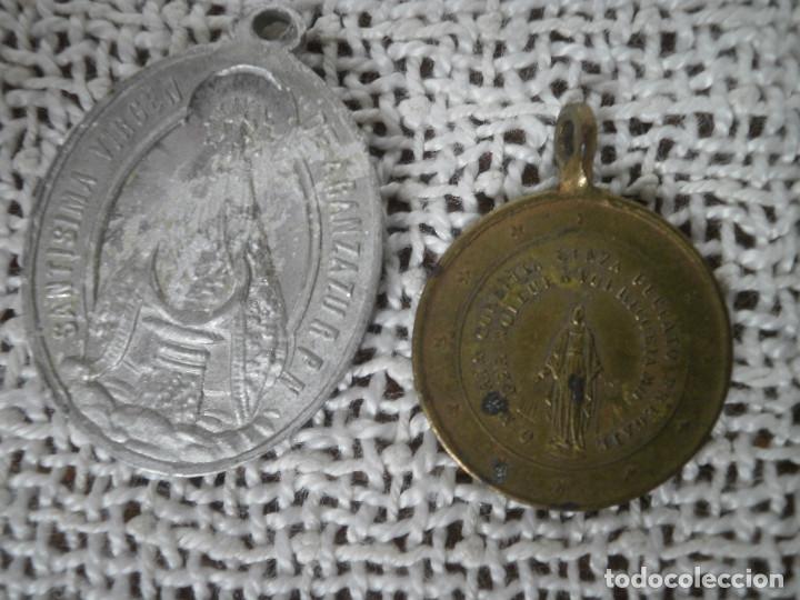 Antig&uuml;edades: Tres medallas - Foto 4