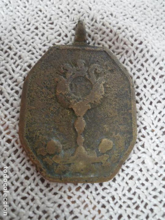 Antig&uuml;edades: Medalla con Inmaculada. - Foto 3