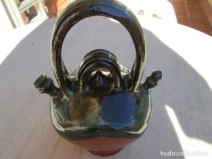 Antig&uuml;edades: botijo de barro de dise&ntilde;o doble asa - Foto 1